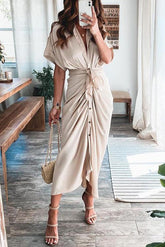 Vestido drapeado con nudo de botón y murciélago